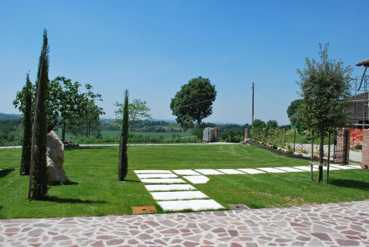 Antico Stemma Corte Meneghella Monzambano Extérieur photo